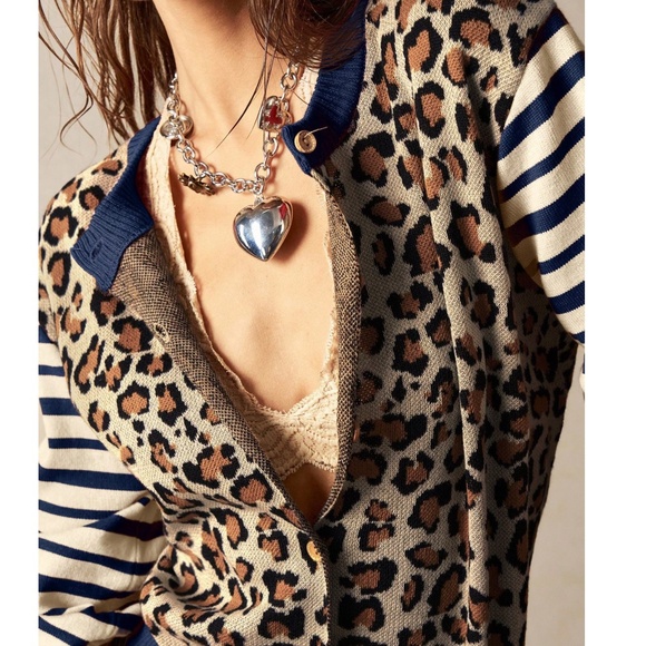 Cozy Leopard Print Striped Button Down Light Loose fit Cardigan - Picture 5 of 5